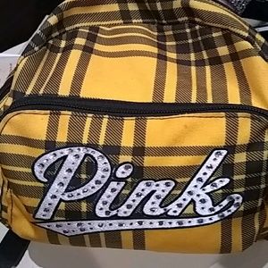 Meet your Posher, Esther